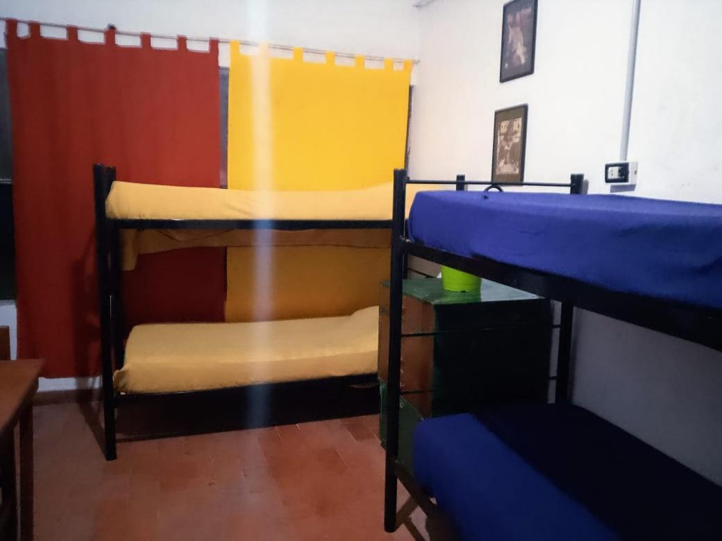 Coolraul Hostel Rosario Bagian luar foto